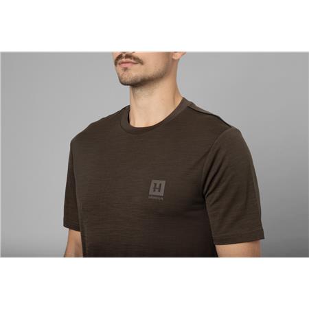 ΑΝΔΡΙΚΌ ΚΟΝΤΟΜΆΝΙΚΟ T-SHIRT HARKILA BASE ALL SEASON - ΚΑΦΈ