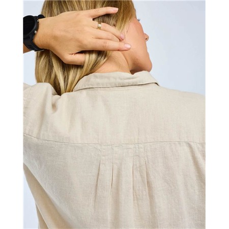 CHEMISE MANCHES COURTES FEMME PINEWOOD VÄRNAMO HEMP MIX S/S - LINEN BEIGE