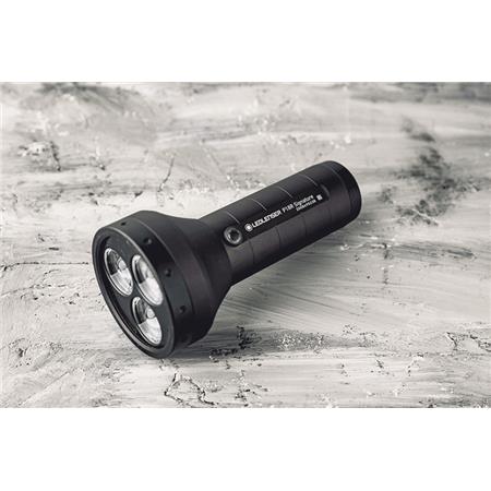 ΦΑΚΌΣ LED LENSER P18R SIGNATURE 4500 LUMEN