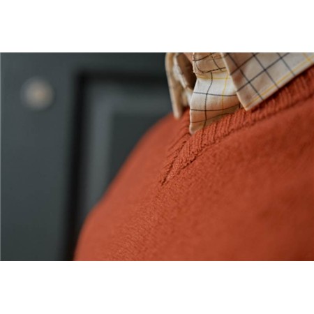 HERREPULLOVER HARKILA VINCENT MERINO V-NECK - BOMBAY BRUN
