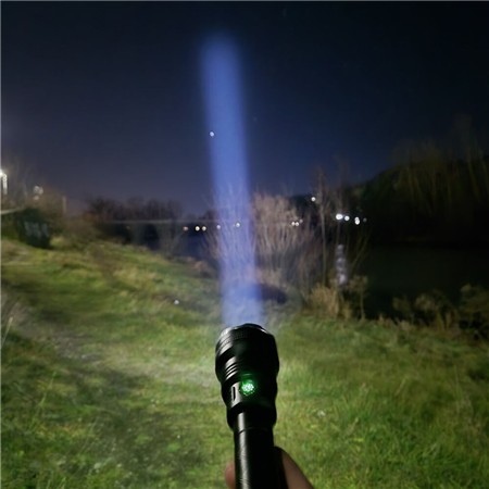 LAMPE TORCHE PNI ADVENTURE F410