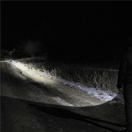 LAMPE TORCHE PNI ADVENTURE F420