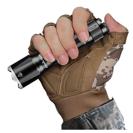LOMMELYGTE FENIX APF MED DOBBELT BAGKONTAKT I LINJE TK16 V2.0 3100 LUMENS