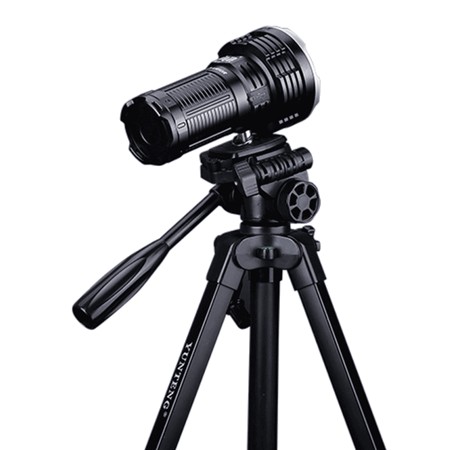 LOMMELYGTE FENIX TIL EFTERSØGNING MED ULTRA-HØJ LYSSTYRKE LR50R 12000 LUMENS