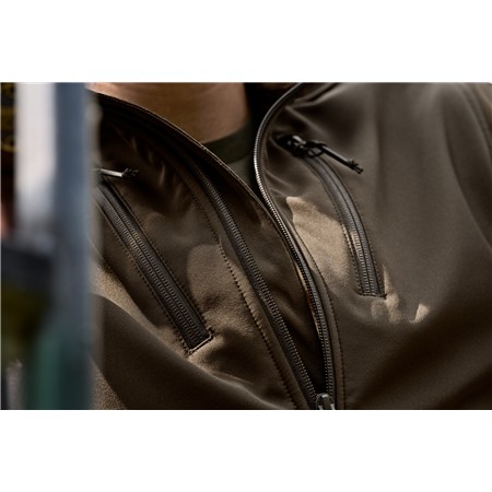 SOFTSHELL UOMO HARKILA SCANDINAVIAN - VERDE SALICE/MARRONE OMBRA