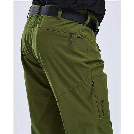 SPODNIE MĘSKIE PINEWOOD FINNVEDEN SPORTS LIGHT 3/4 - SOSNOWA ZIELEŃ