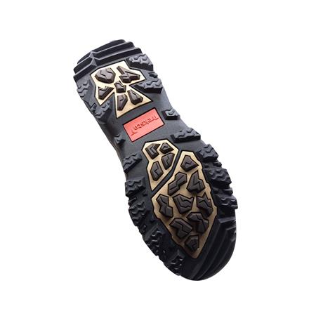 STIEFEL ZWISCHEN MÄNNERN UND DAMEN TREKSTA NORDLAND 18